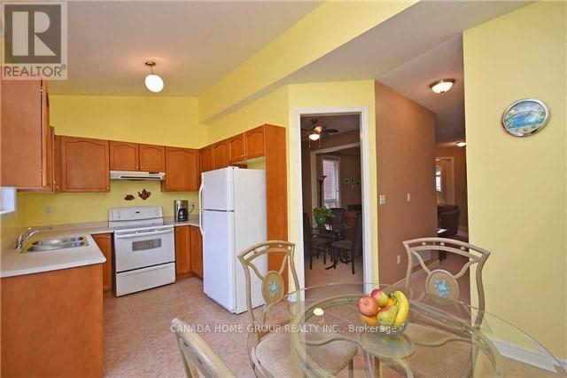 3488 Fountain Park Avenue, Mississauga, Ontario  L5M 7E5 - Photo 7 - W12999628