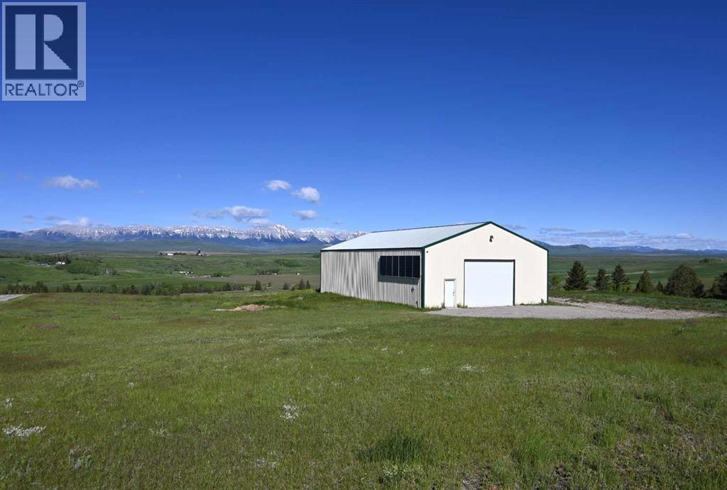 8416 Rge Rd 1-3, Rural Pincher Creek No. 9, Alberta  T0K 0P0 - Photo 6 - A2290379