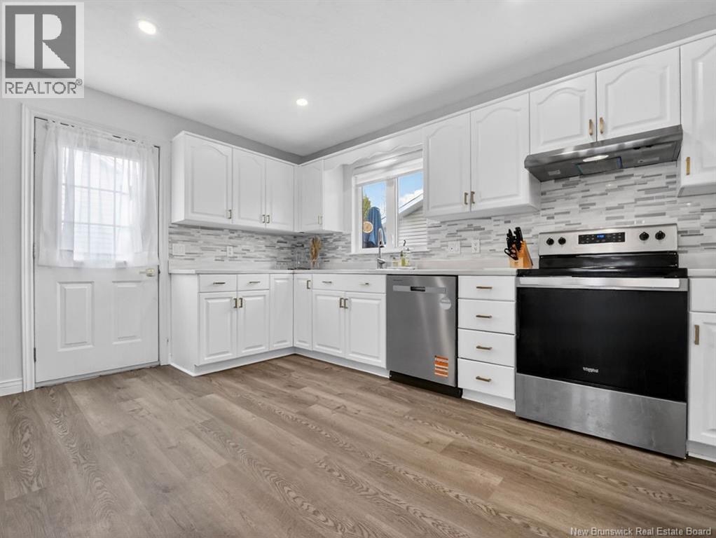 185 Twin Oaks Drive, Moncton, New Brunswick  E1G 4W4 - Photo 18 - NB136949