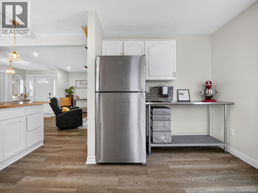 185 Twin Oaks Drive, Moncton, New Brunswick  E1G 4W4 - Photo 17 - NB136949