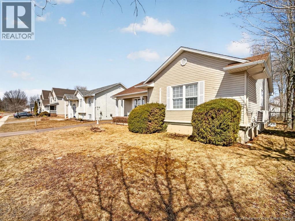 185 Twin Oaks Drive, Moncton, New Brunswick  E1G 4W4 - Photo 43 - NB136949