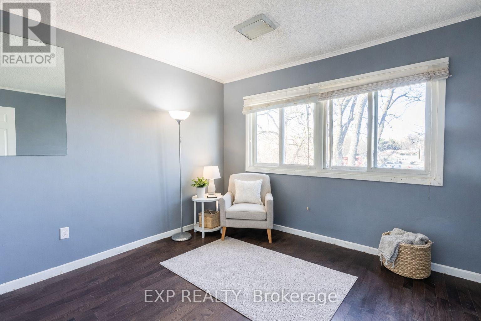 102 - 121 University Avenue E, Waterloo, Ontario N2J 4J1 - Photo 10 - X12999526