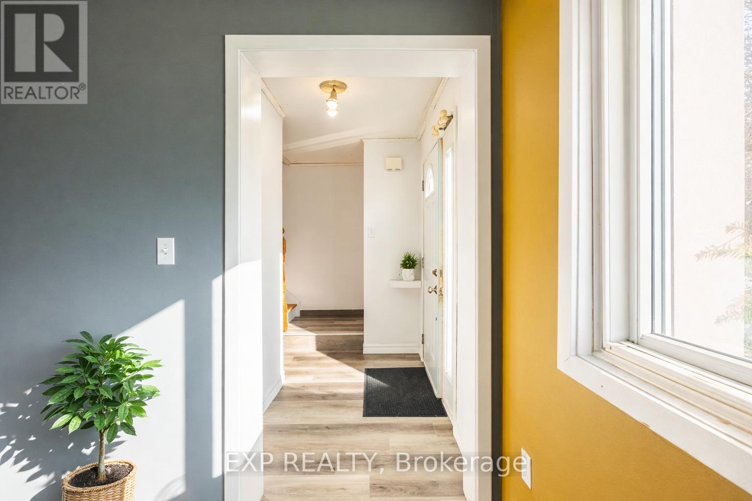 102 - 121 University Avenue E, Waterloo, Ontario N2J 4J1 - Photo 12 - X12999526