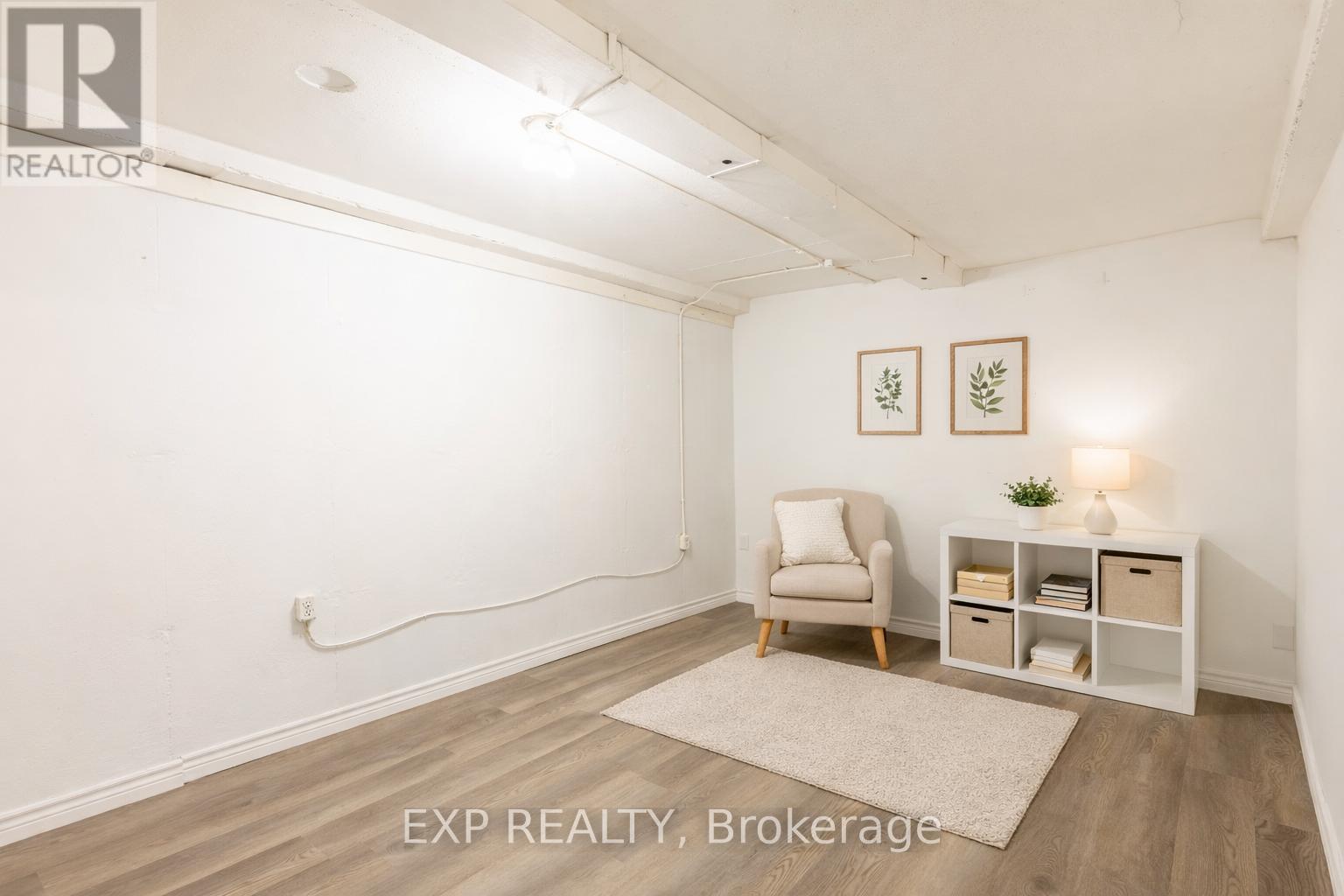 102 - 121 University Avenue E, Waterloo, Ontario N2J 4J1 - Photo 32 - X12999526