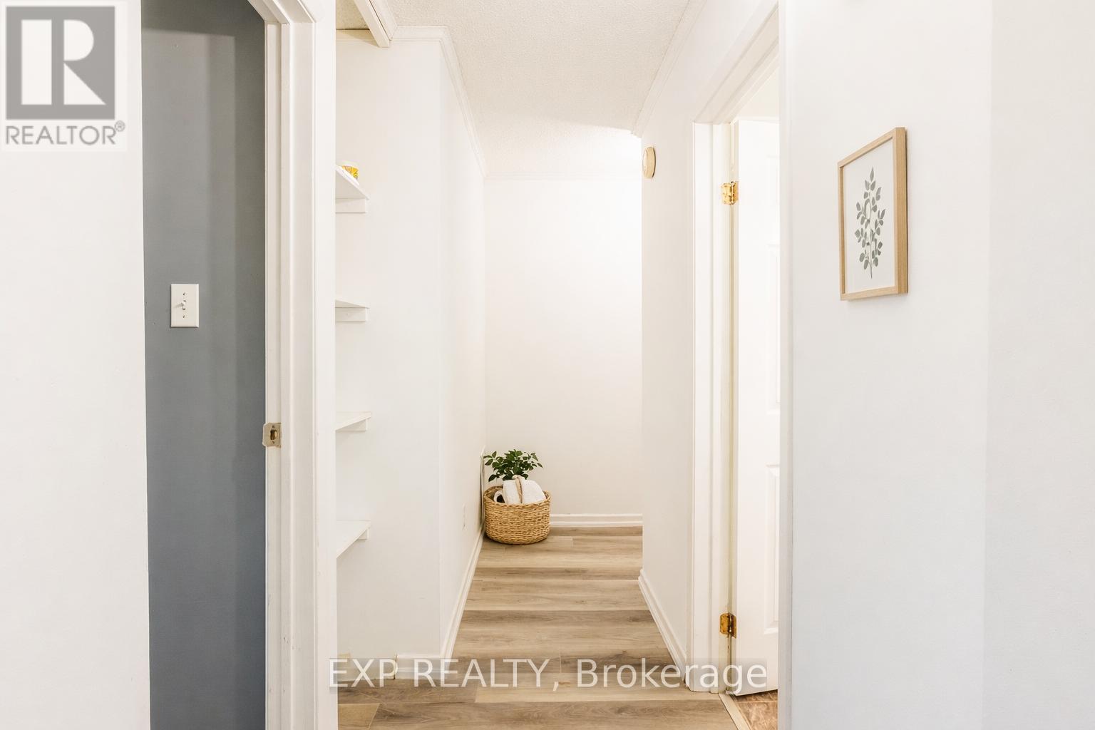 102 - 121 University Avenue E, Waterloo, Ontario N2J 4J1 - Photo 34 - X12999526