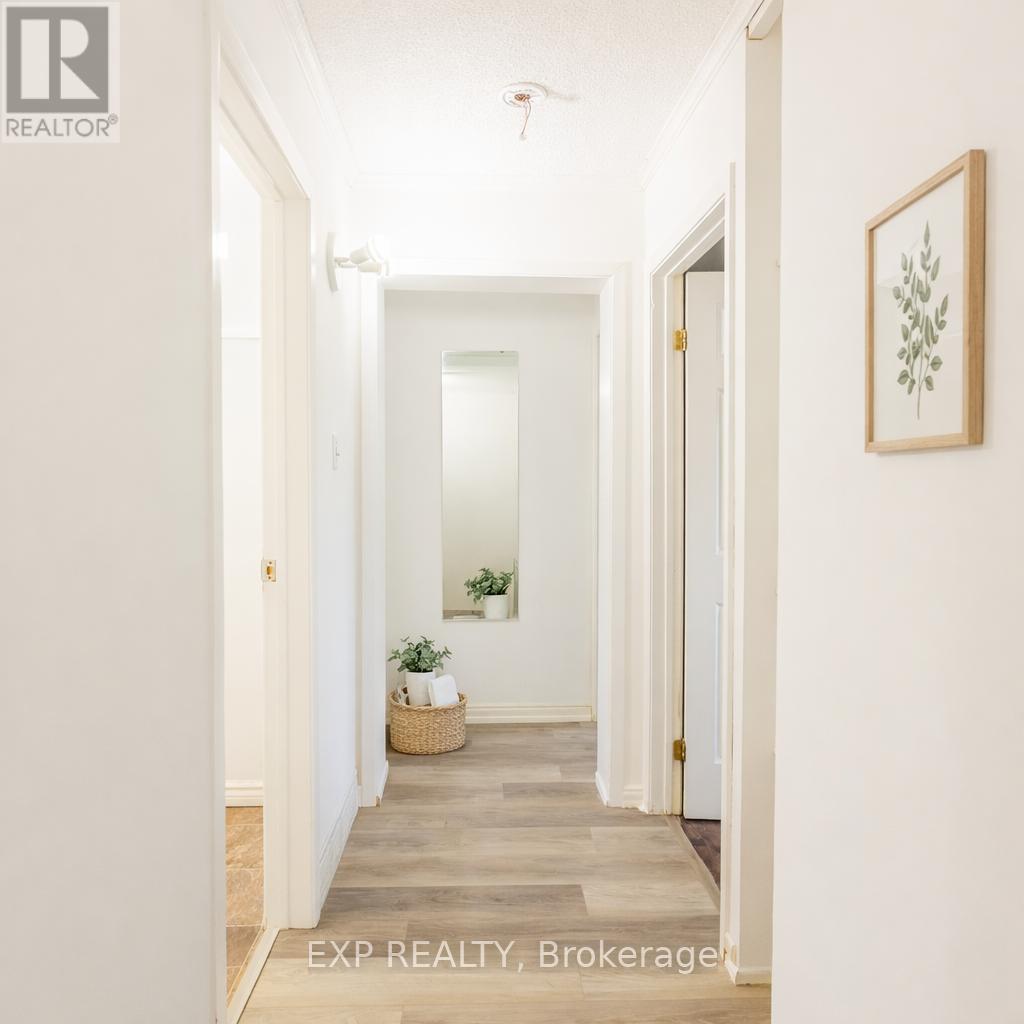 102 - 121 University Avenue E, Waterloo, Ontario N2J 4J1 - Photo 36 - X12999526