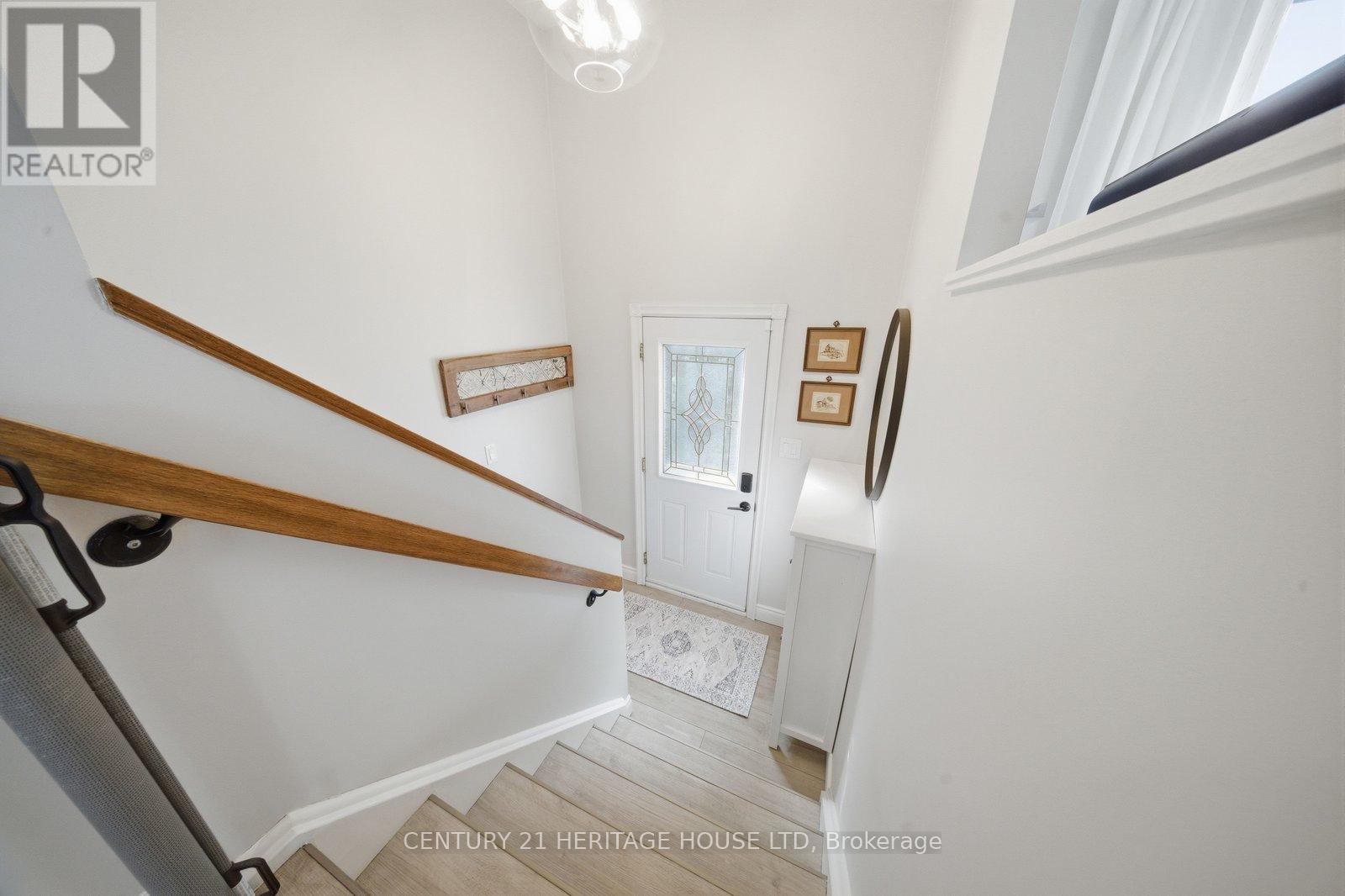 27 Jasper Street, Brantford, Ontario  N3P 1M9 - Photo 2 - X12999618