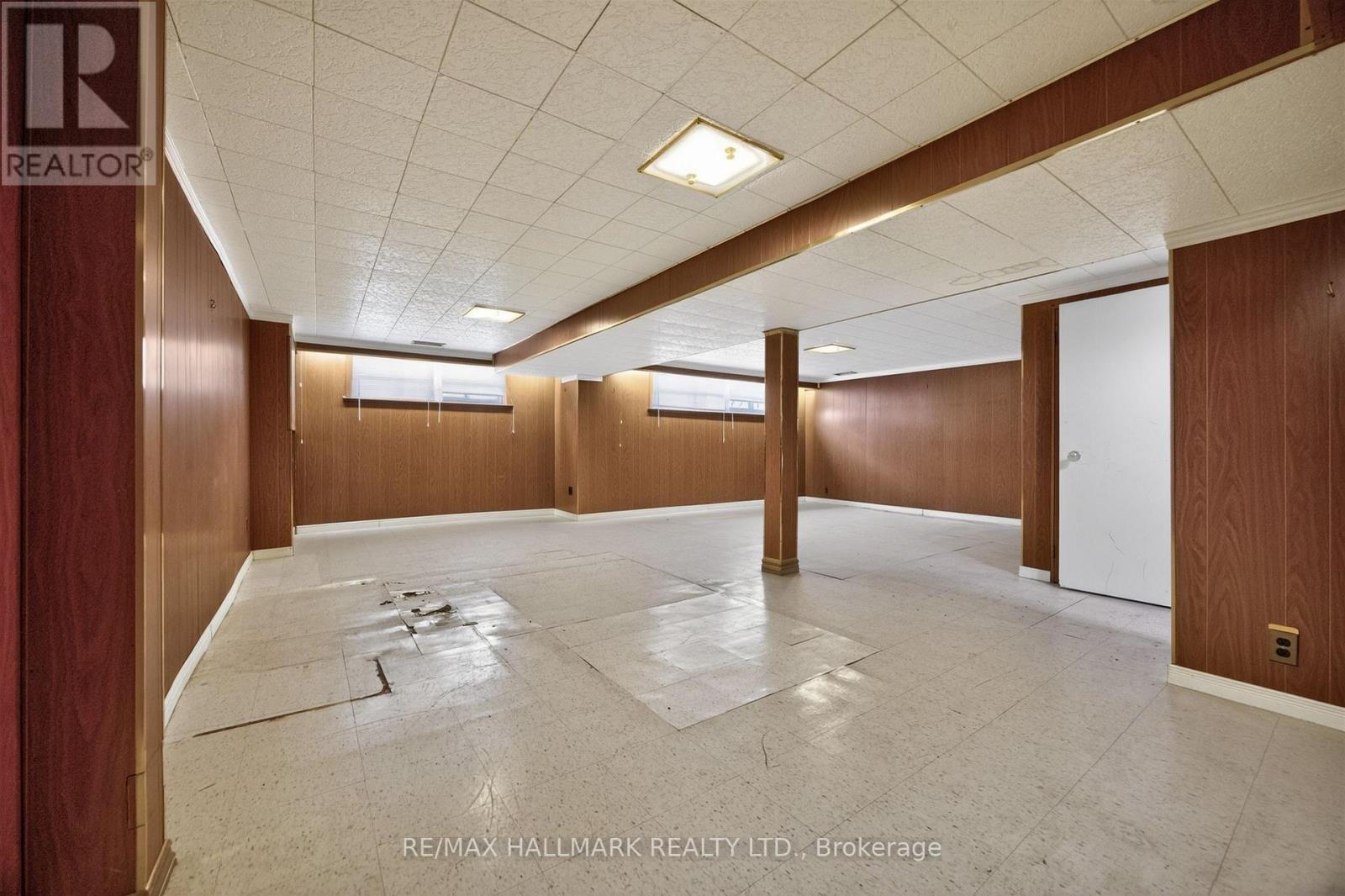 27 Nipissing Drive, Toronto, Ontario M9B 4V4 - Photo 28 - W12989522