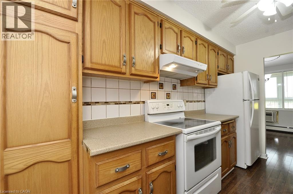 400 Champlain Boulevard Unit# 404, Cambridge, Ontario  N1R 7J6 - Photo 4 - 40782211