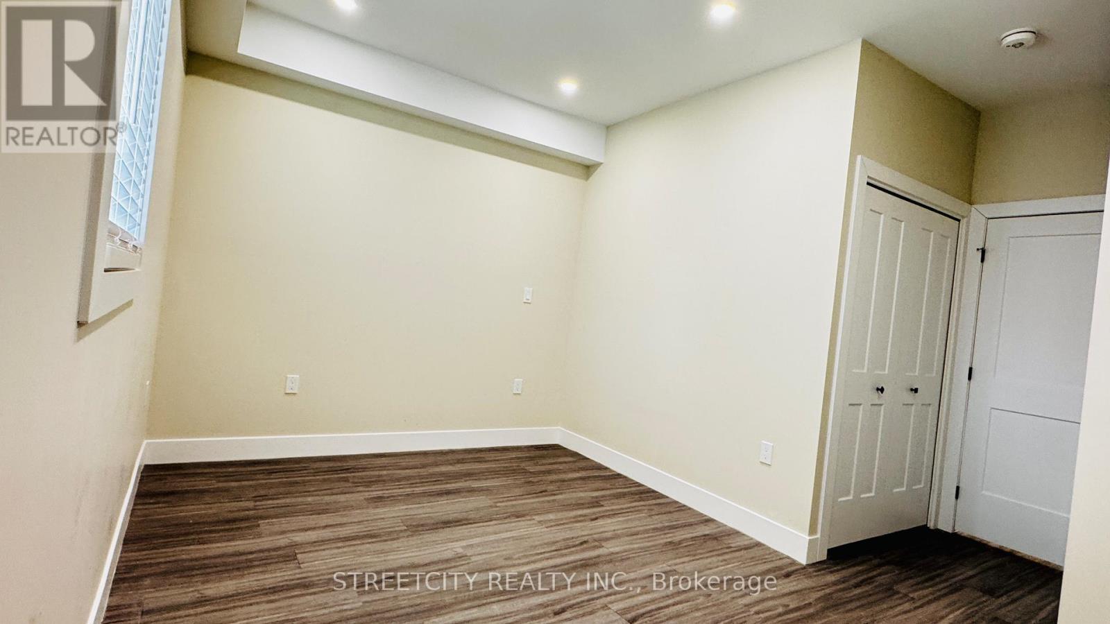 Back Unit - 346 Ashland Avenue, London East, Ontario  N5W 4E8 - Photo 21 - X12999650