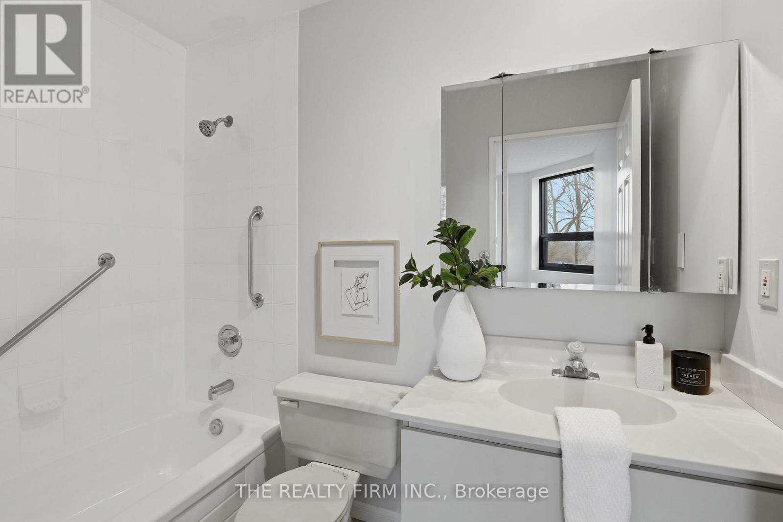 304 - 549 Ridout Street N, London East, Ontario  N6A 5N5 - Photo 20 - X12999696