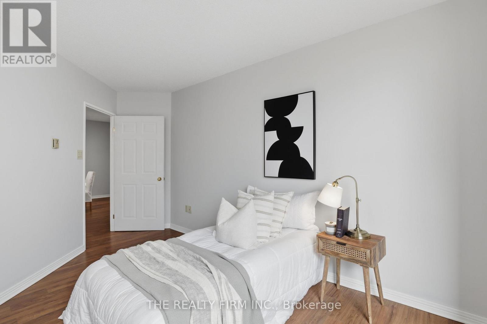 304 - 549 Ridout Street N, London East, Ontario  N6A 5N5 - Photo 26 - X12999696