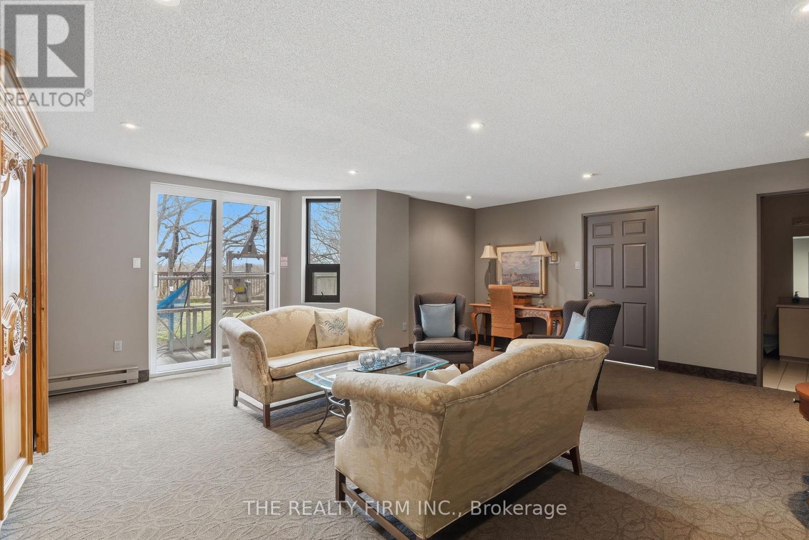 304 - 549 Ridout Street N, London East, Ontario  N6A 5N5 - Photo 29 - X12999696