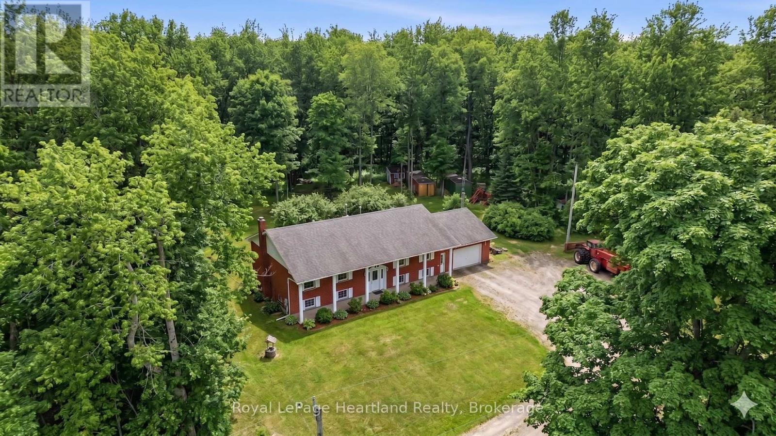 5427 Highway 87, Minto, Ontario  N0G 1Z0 - Photo 2 - X12847598