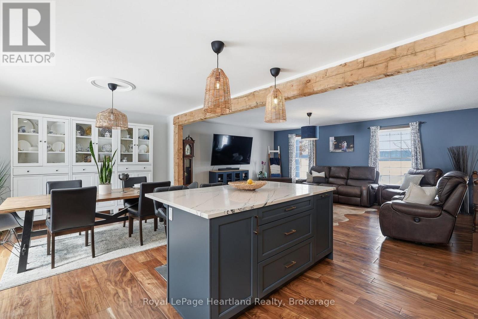 5427 Highway 87, Minto, Ontario  N0G 1Z0 - Photo 8 - X12847598