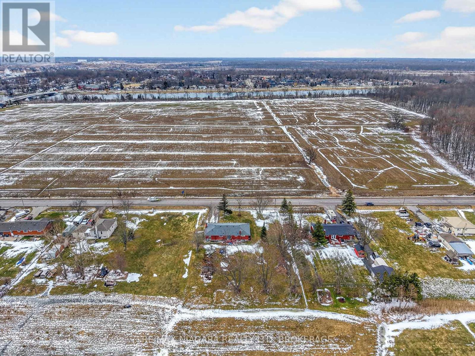 3818 Elm Street, Port Colborne, Ontario  L3K 5V5 - Photo 36 - X12999648