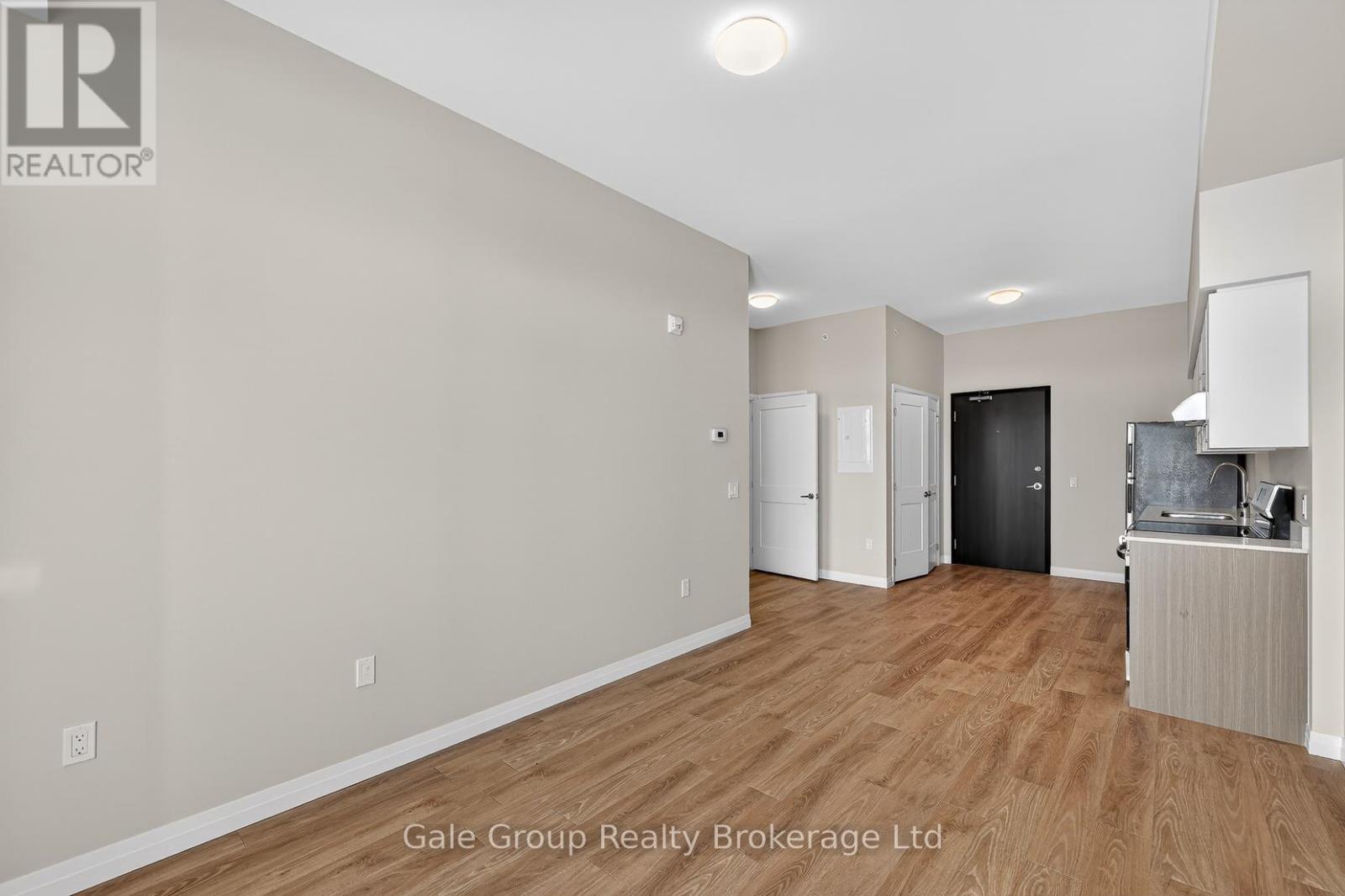 110 - 785 Southwood Way, Woodstock, Ontario N4V 1G5 - Photo 4 - X12999726