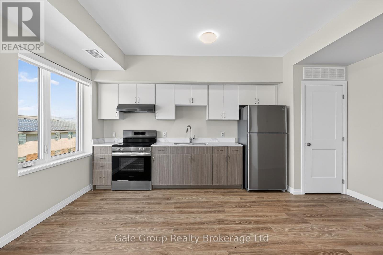 201 - 785 Southwood Way, Woodstock, Ontario N4V 1G5 - Photo 10 - X12999728