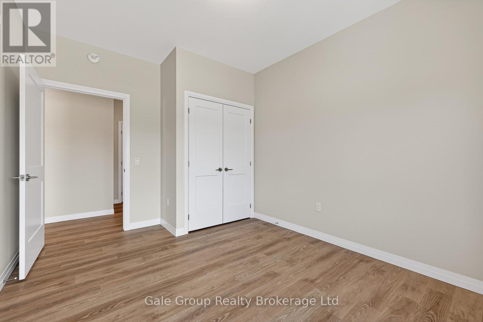 201 - 785 Southwood Way, Woodstock, Ontario N4V 1G5 - Photo 4 - X12999728