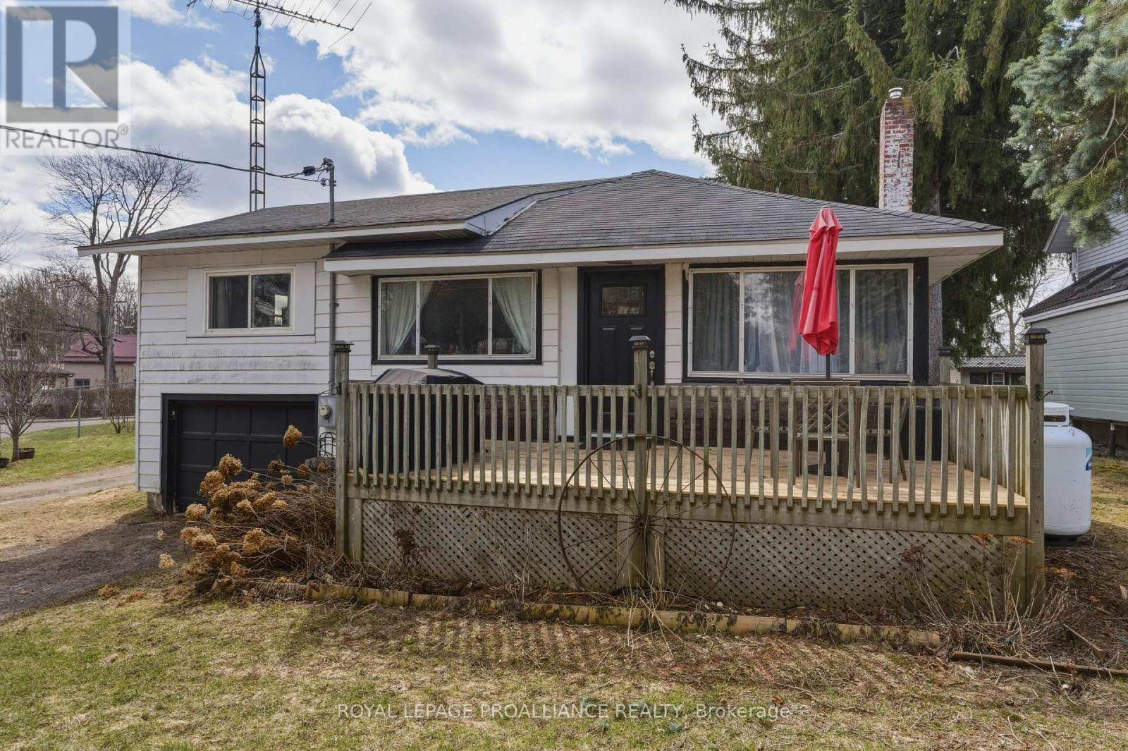 18 Quabbin Road, Front Of Yonge, Ontario  K0E 1R0 - Photo 24 - X12999716