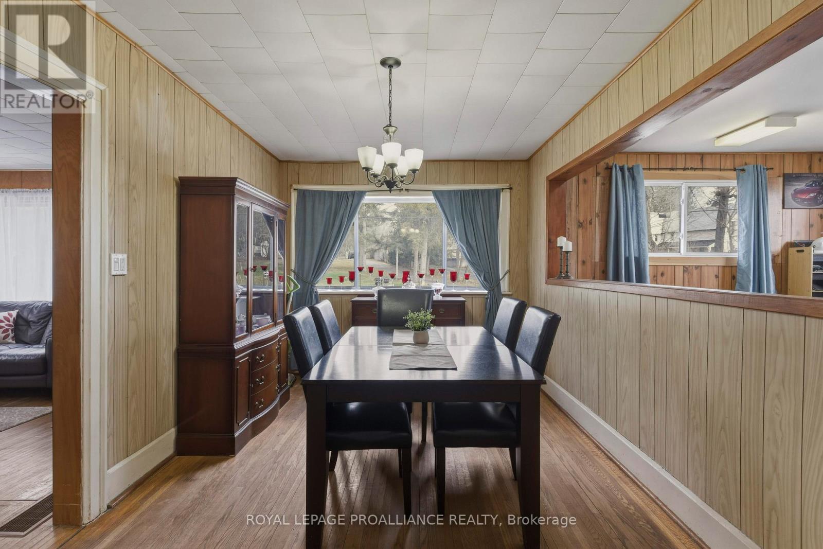 18 Quabbin Road, Front Of Yonge, Ontario  K0E 1R0 - Photo 8 - X12999716