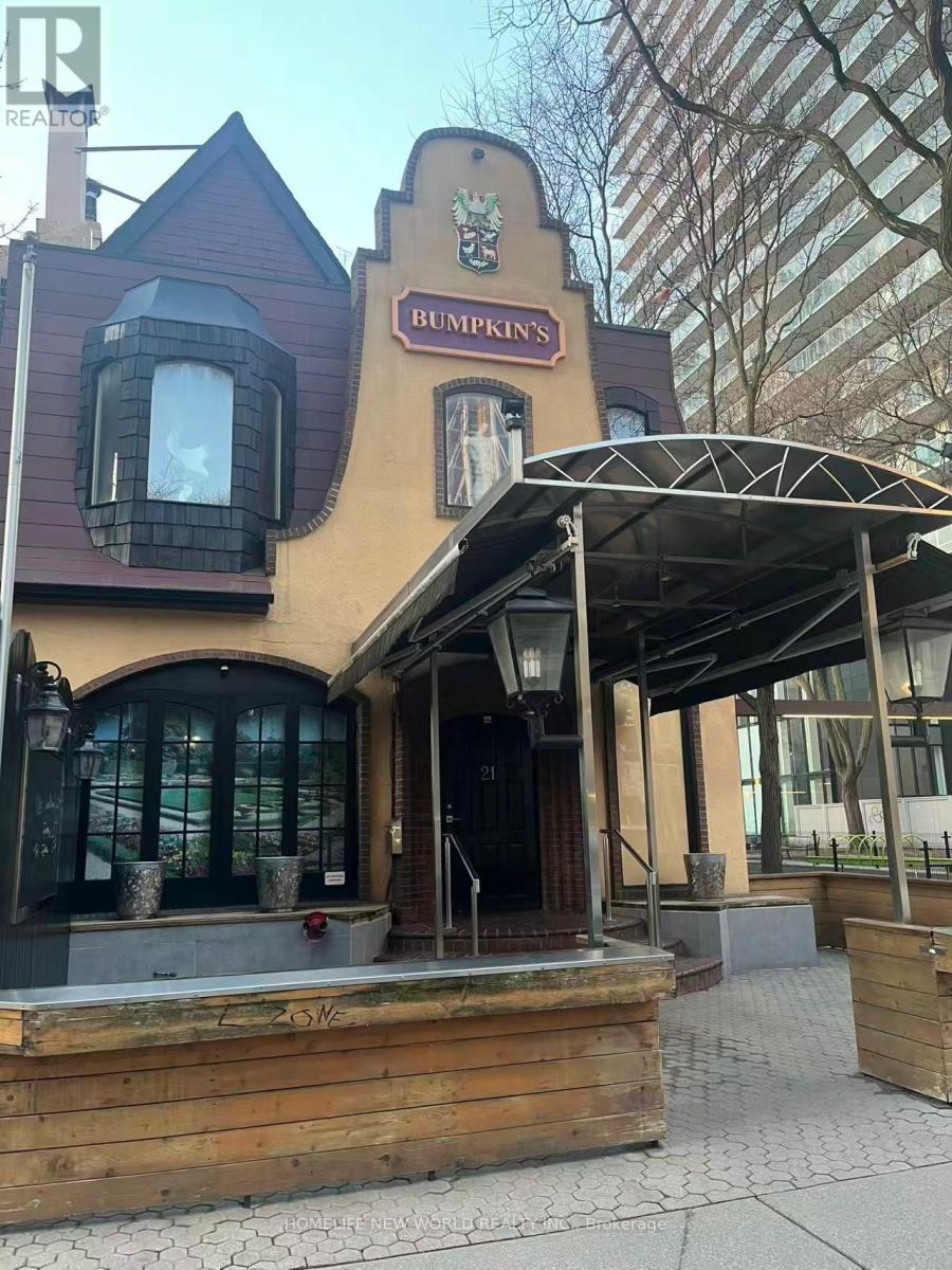 21 GLOUCESTER STREET, Toronto, Ontario