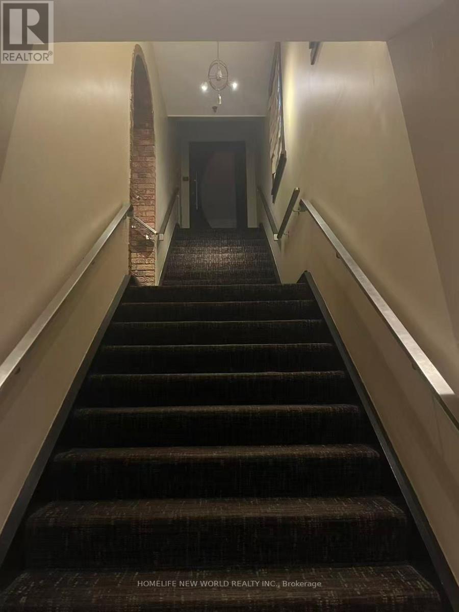 21 Gloucester Street, Toronto, Ontario  M4Y 1L8 - Photo 4 - C12999668