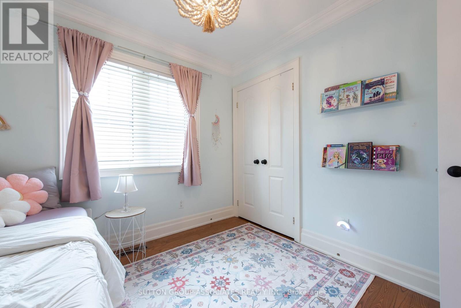 4 Coates Avenue, Toronto, Ontario  M6C 1K7 - Photo 29 - C12999678