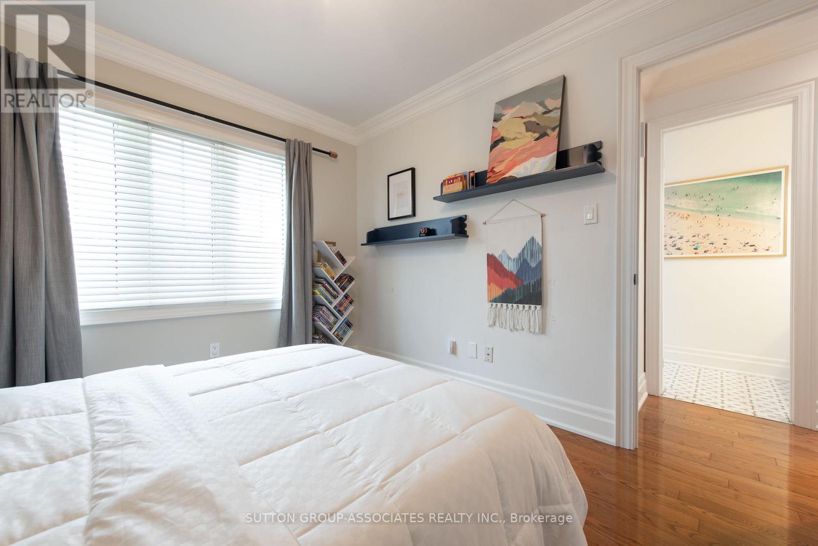 4 Coates Avenue, Toronto, Ontario  M6C 1K7 - Photo 31 - C12999678