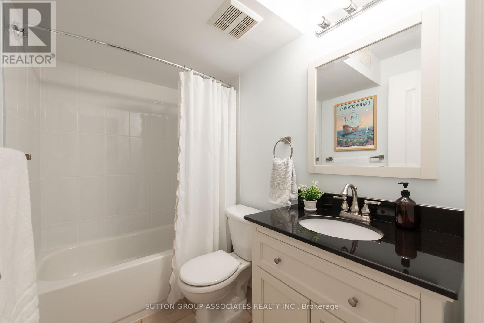 4 Coates Avenue, Toronto, Ontario  M6C 1K7 - Photo 38 - C12999678