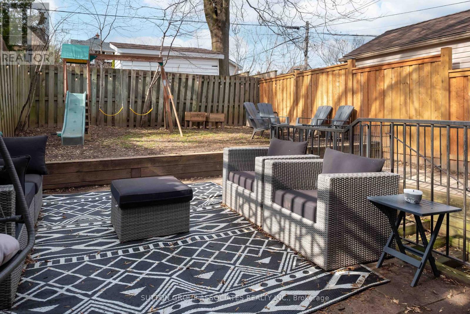 4 Coates Avenue, Toronto, Ontario  M6C 1K7 - Photo 42 - C12999678