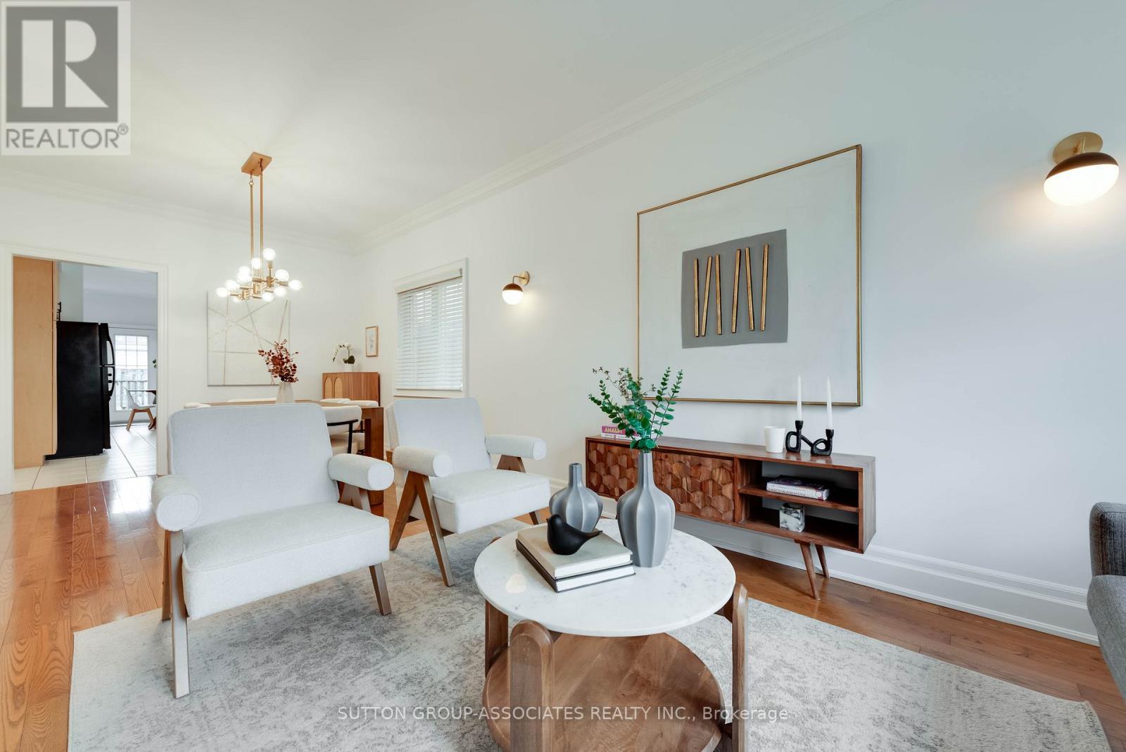 4 Coates Avenue, Toronto, Ontario  M6C 1K7 - Photo 5 - C12999678