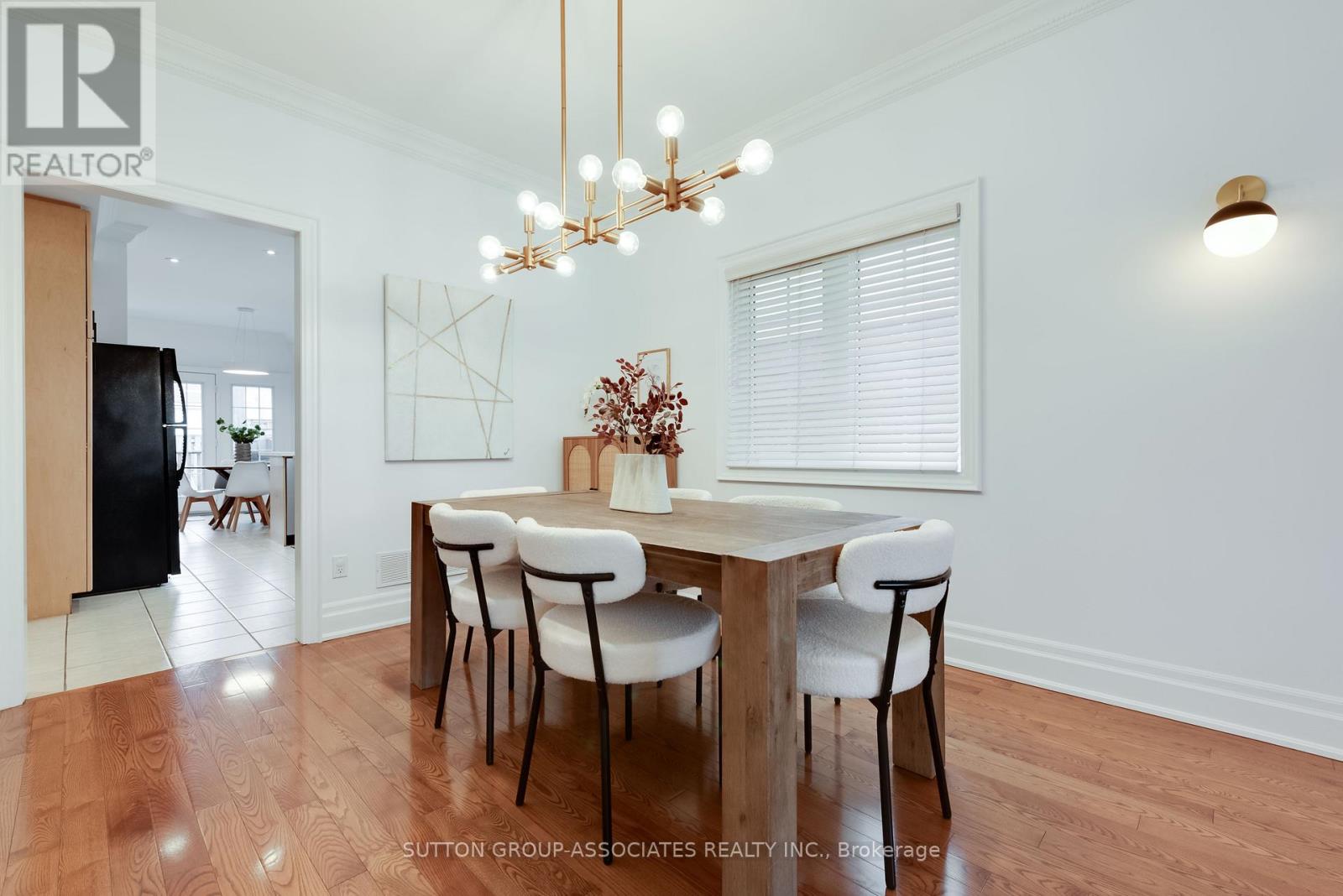 4 Coates Avenue, Toronto, Ontario  M6C 1K7 - Photo 8 - C12999678