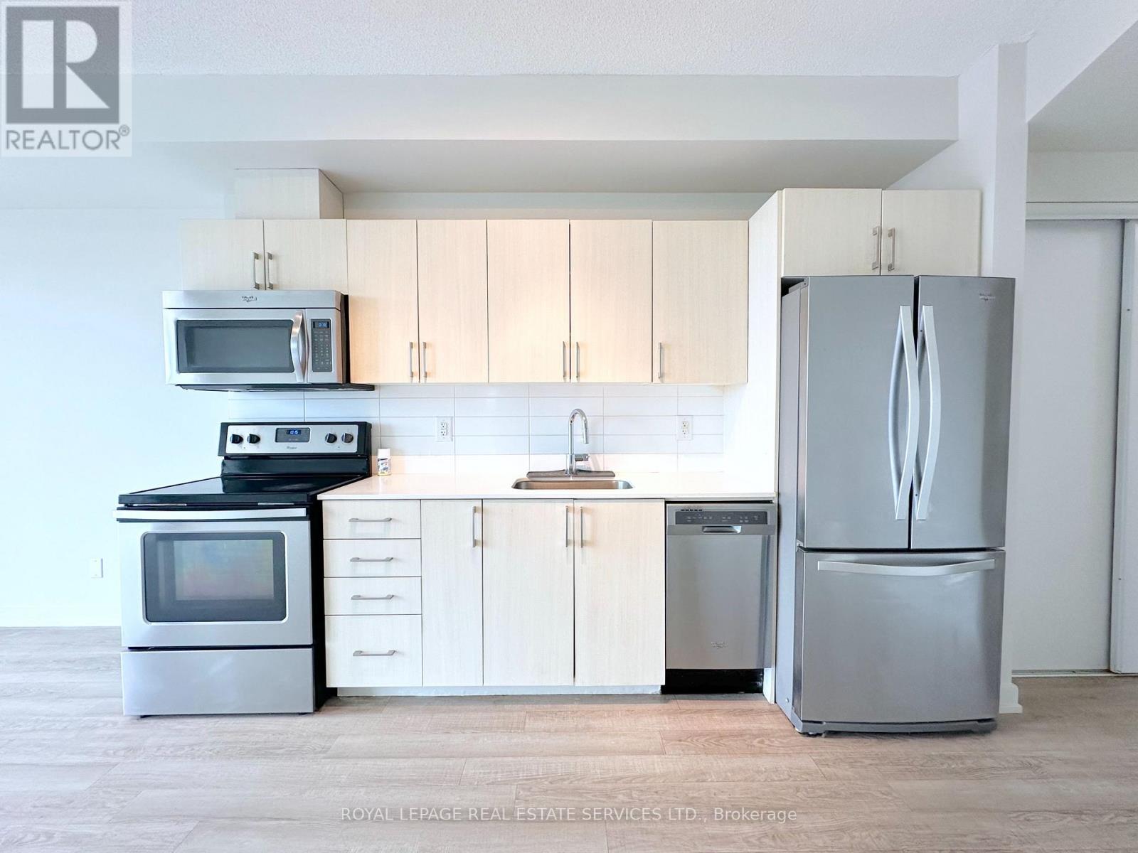 504 - 763 Woodbine Avenue, Toronto, Ontario  M4E 2J4 - Photo 4 - E12999684