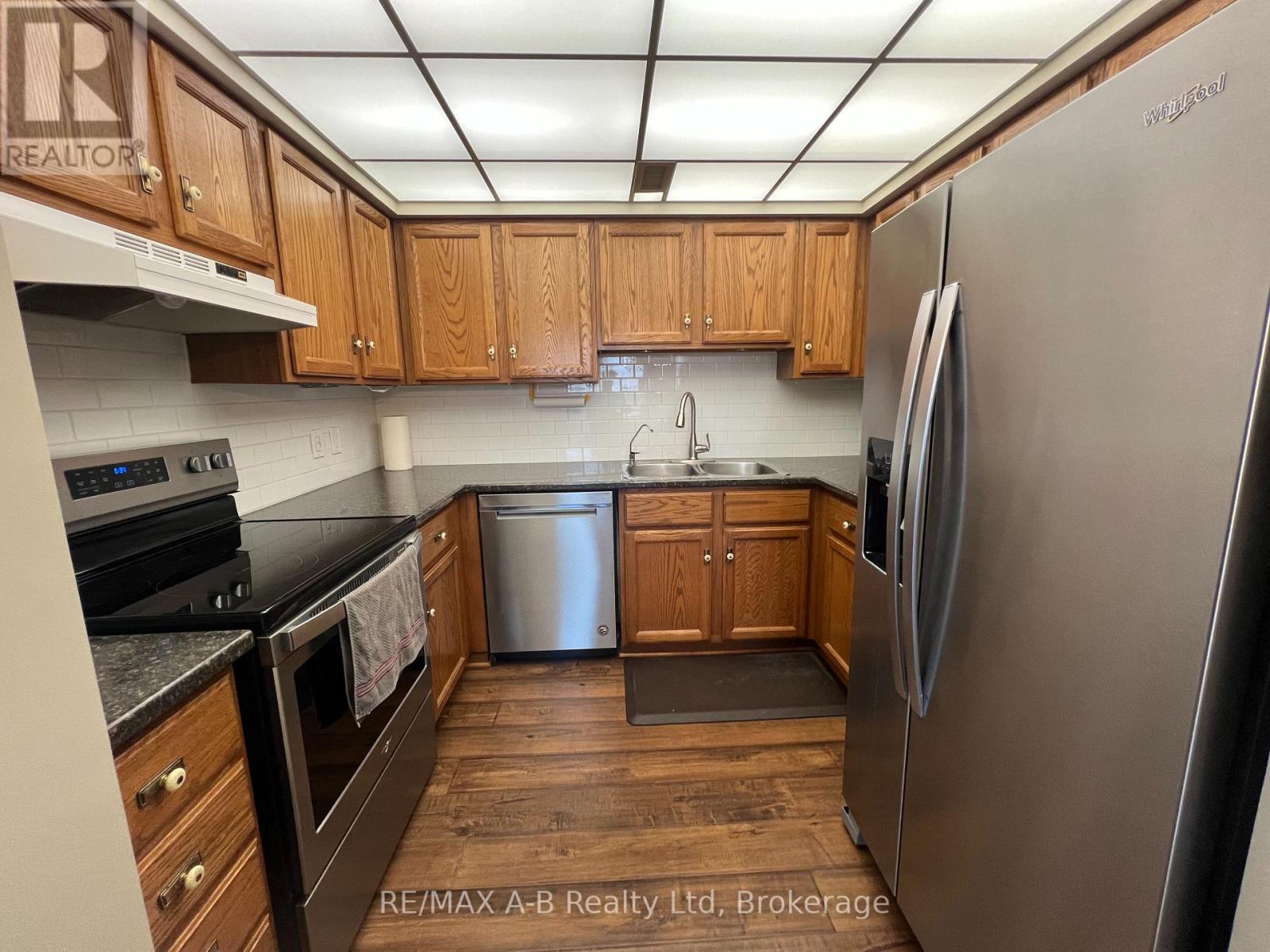 308 - 199 Hope Street E, East Zorra-Tavistock, Ontario  N0B 2R0 - Photo 5 - X12999686