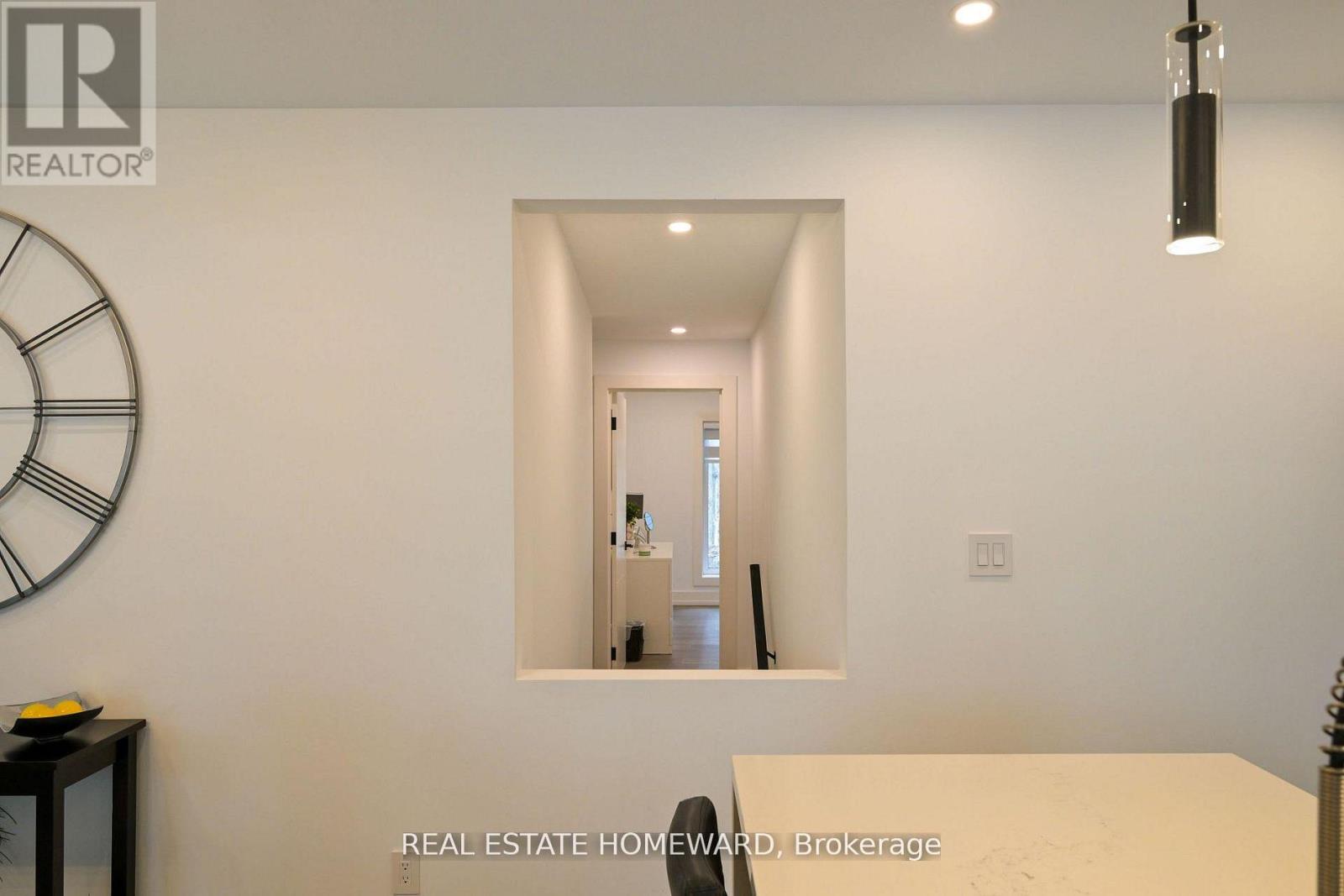 3763 Fairway Road, Innisfil, Ontario  L9S 2L4 - Photo 19 - N12999654