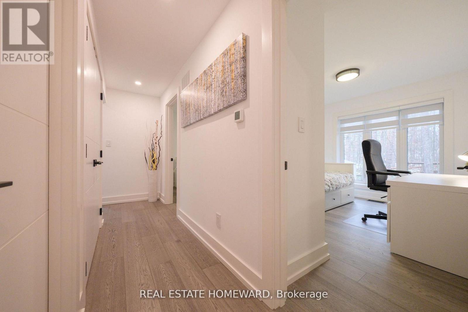 3763 Fairway Road, Innisfil, Ontario  L9S 2L4 - Photo 22 - N12999654