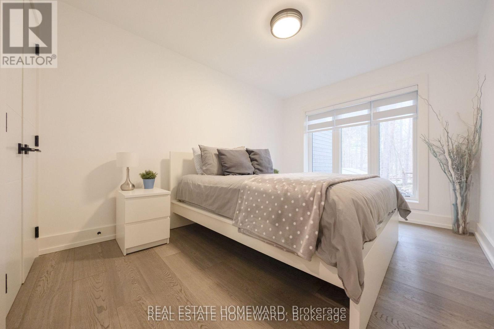 3763 Fairway Road, Innisfil, Ontario  L9S 2L4 - Photo 23 - N12999654