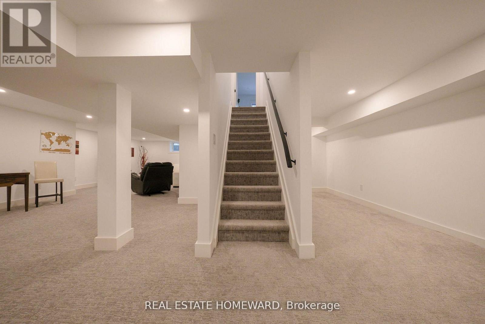 3763 Fairway Road, Innisfil, Ontario  L9S 2L4 - Photo 33 - N12999654