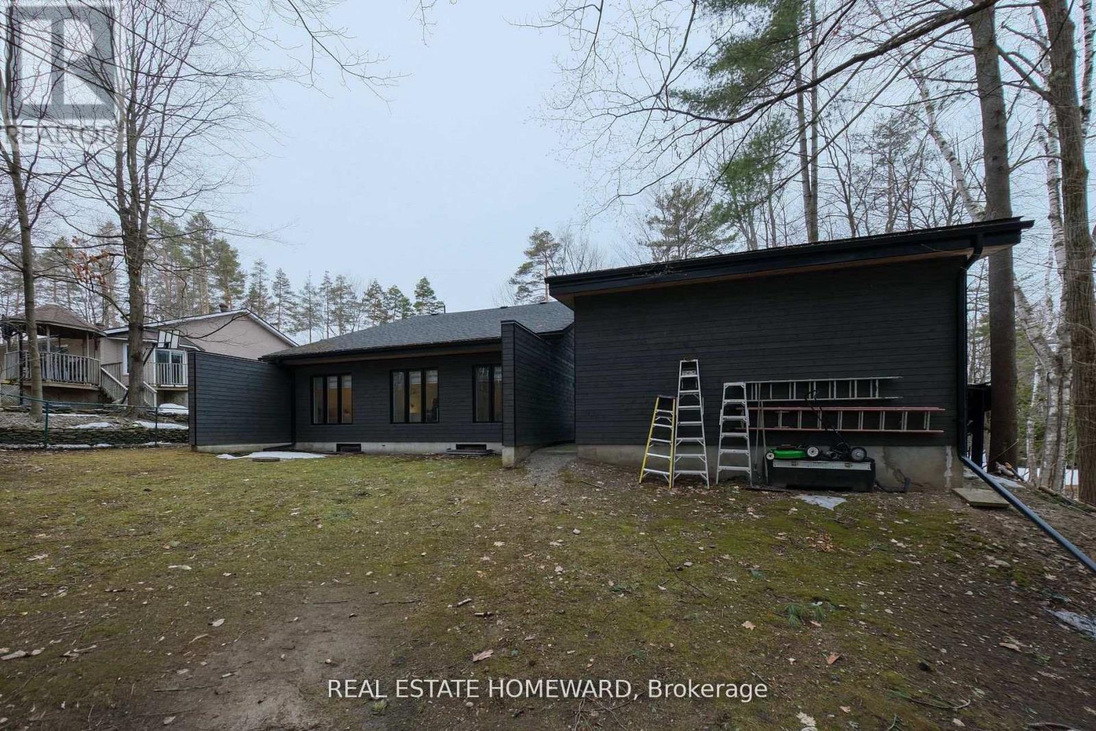 3763 Fairway Road, Innisfil, Ontario  L9S 2L4 - Photo 43 - N12999654