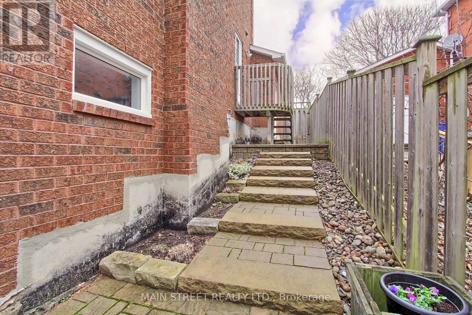 21 Chadburn Crescent, Aurora, Ontario  L4G 4V6 - Photo 36 - N12999666