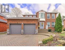 21 CHADBURN CRESCENT, Aurora, Ontario