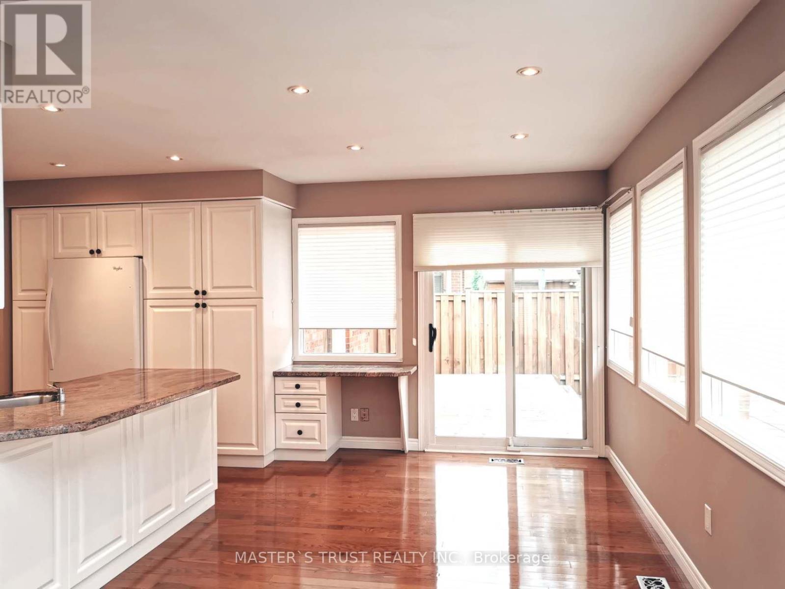 68 Lehman Crescent, Markham, Ontario  L3P 5W7 - Photo 10 - N12999692