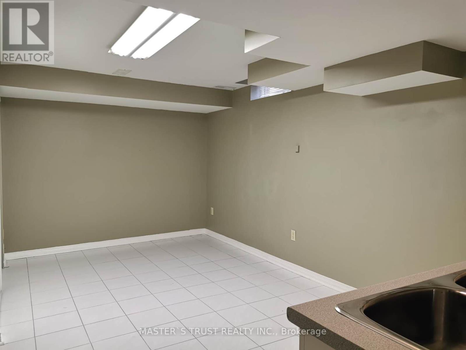 68 Lehman Crescent, Markham, Ontario  L3P 5W7 - Photo 34 - N12999692