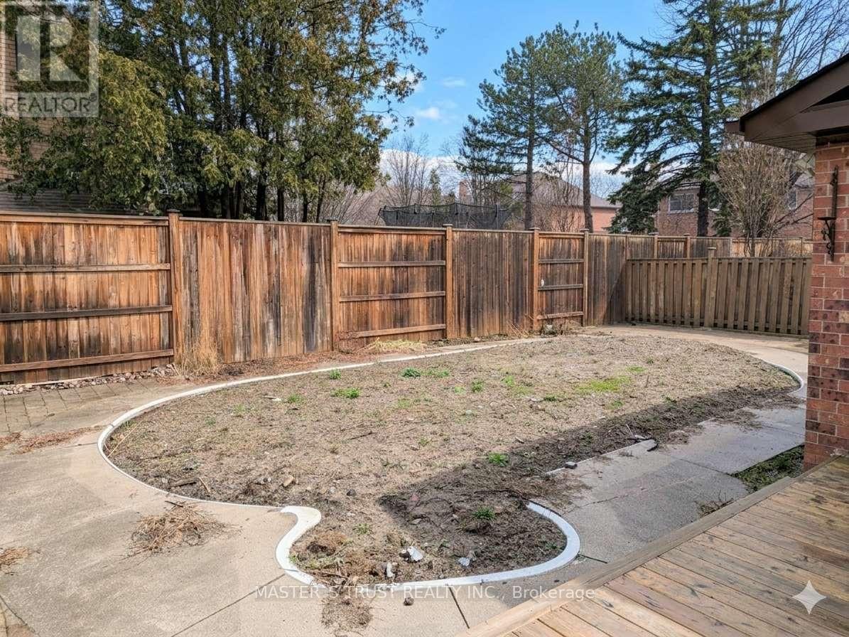 68 Lehman Crescent, Markham, Ontario  L3P 5W7 - Photo 36 - N12999692