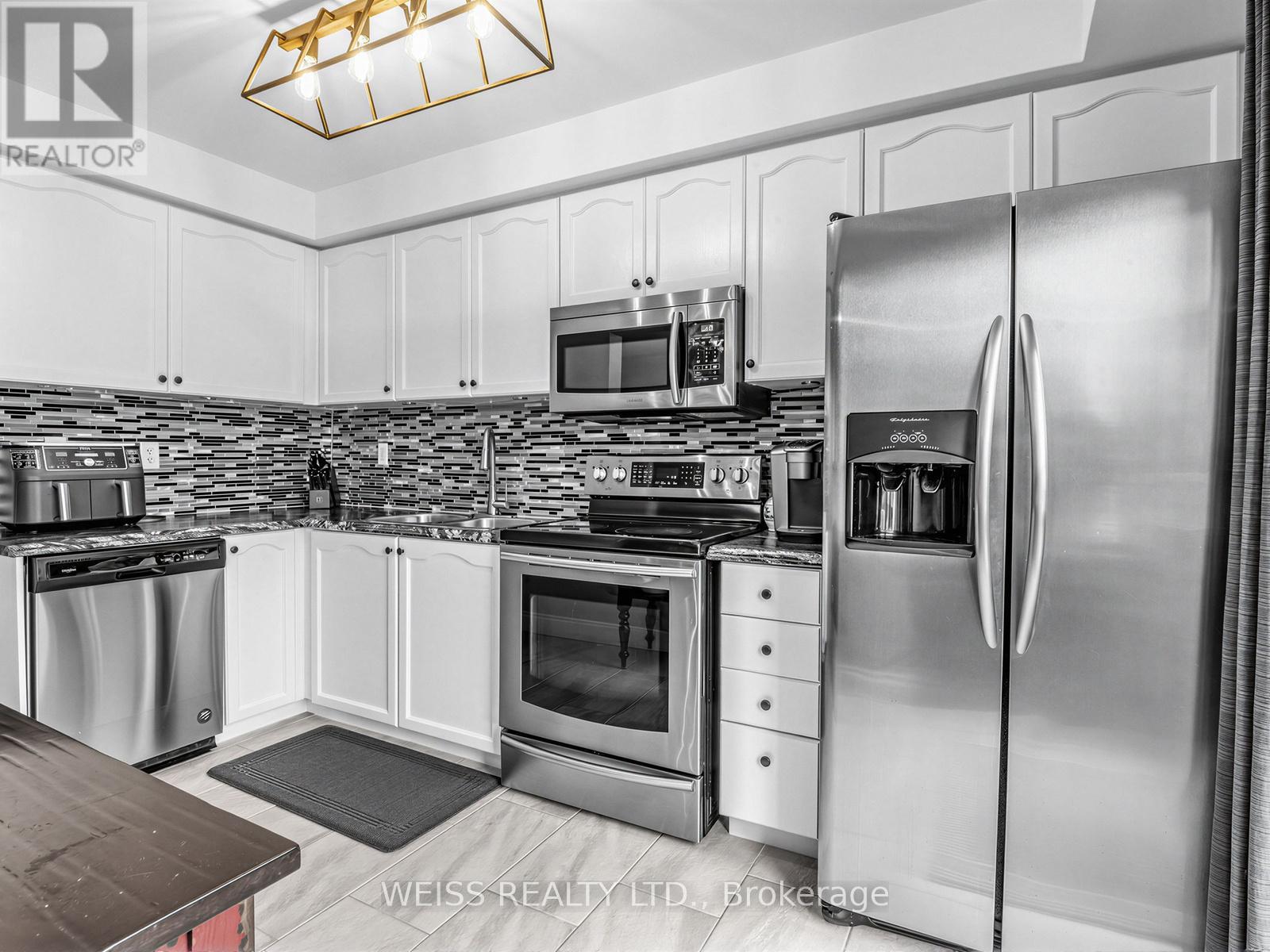 12 Sunset Place, Barrie, Ontario  L4N 0T7 - Photo 12 - S12999660