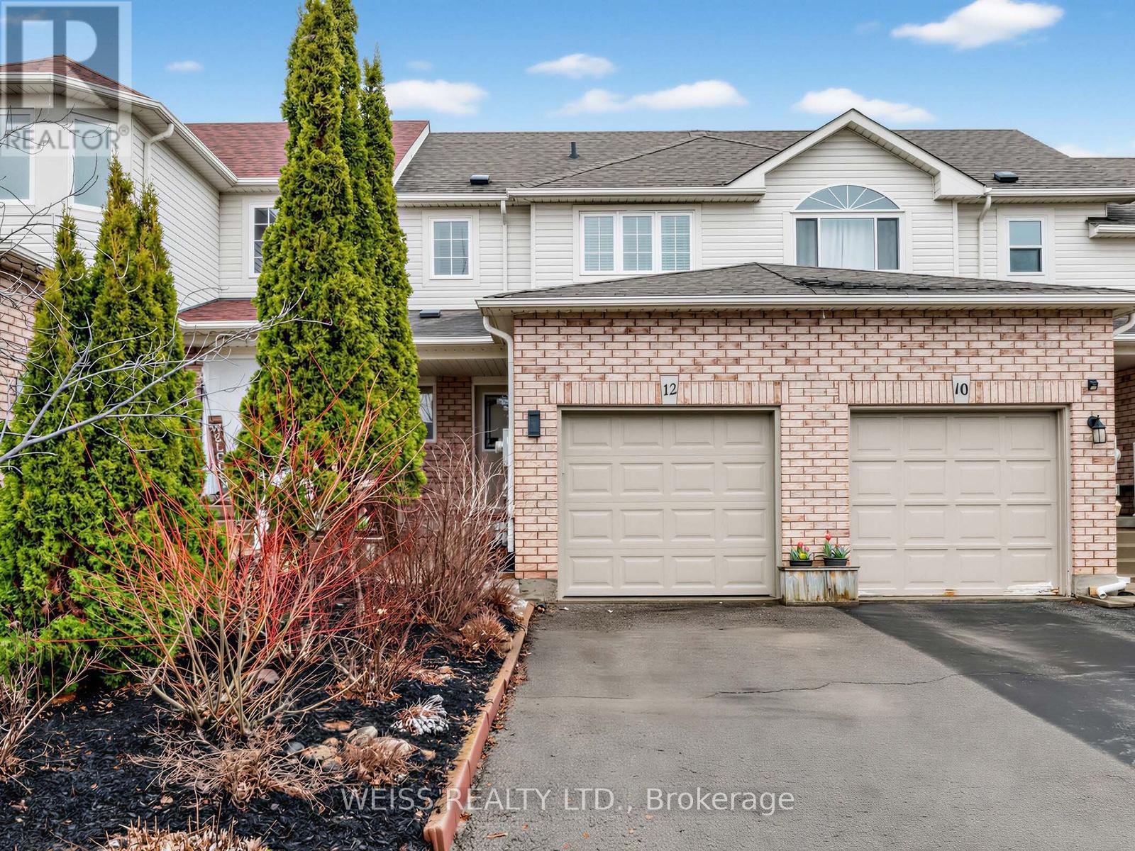 12 Sunset Place, Barrie, Ontario  L4N 0T7 - Photo 2 - S12999660