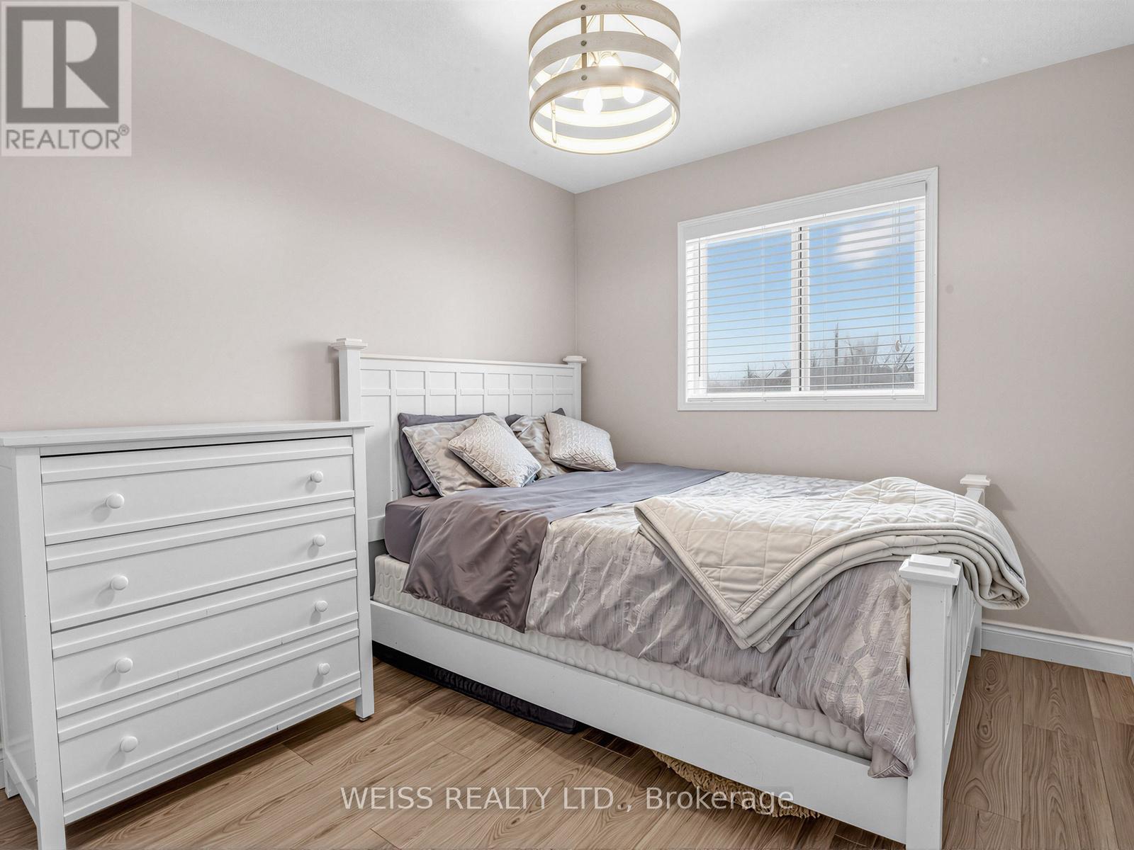 12 Sunset Place, Barrie, Ontario  L4N 0T7 - Photo 23 - S12999660