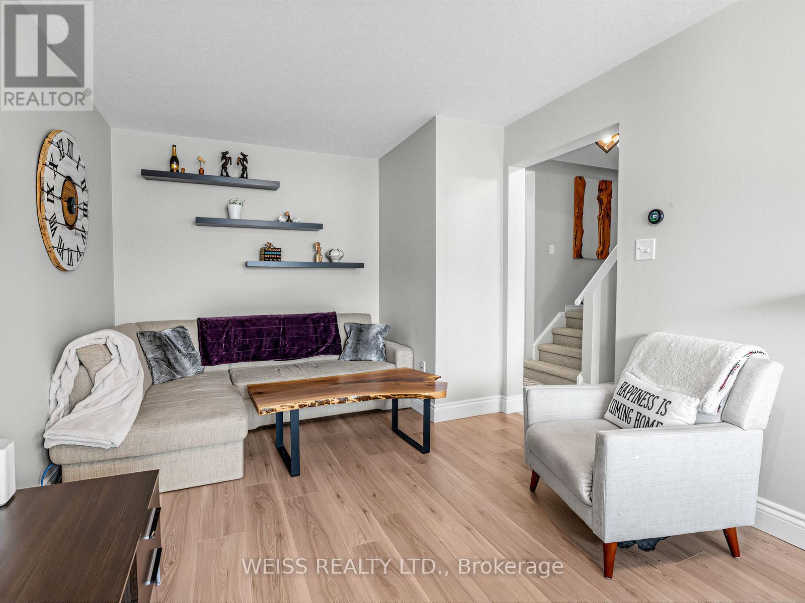 12 Sunset Place, Barrie, Ontario  L4N 0T7 - Photo 5 - S12999660