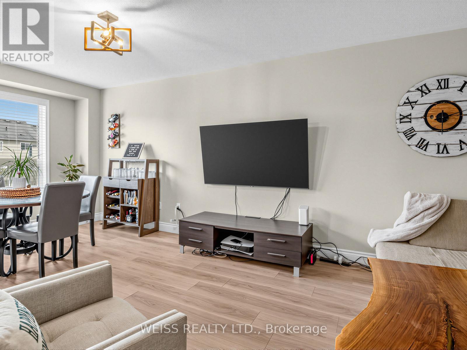 12 Sunset Place, Barrie, Ontario  L4N 0T7 - Photo 7 - S12999660